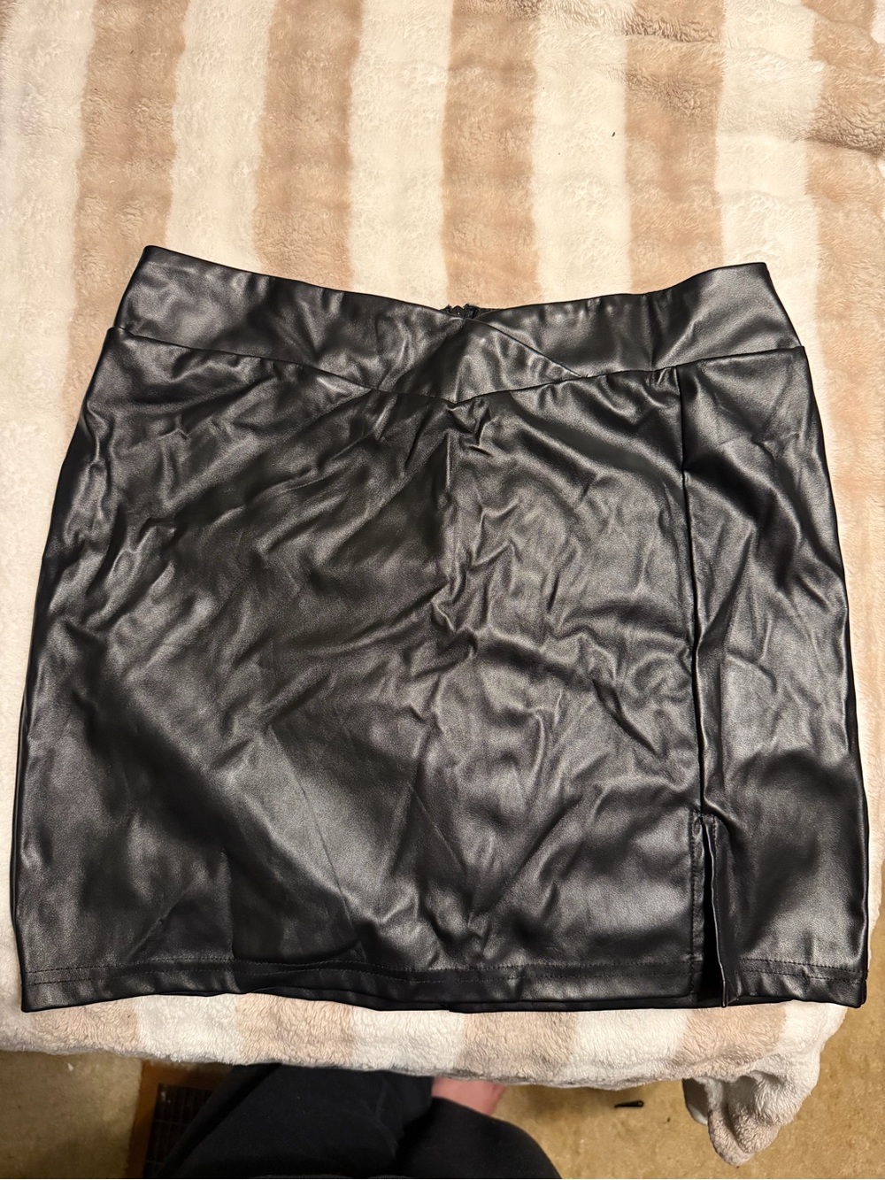 Women’s Black Faux Leather Mini Skirt - Large